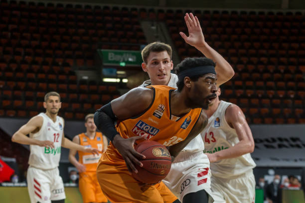 混乱与推搡 混乱与推搡